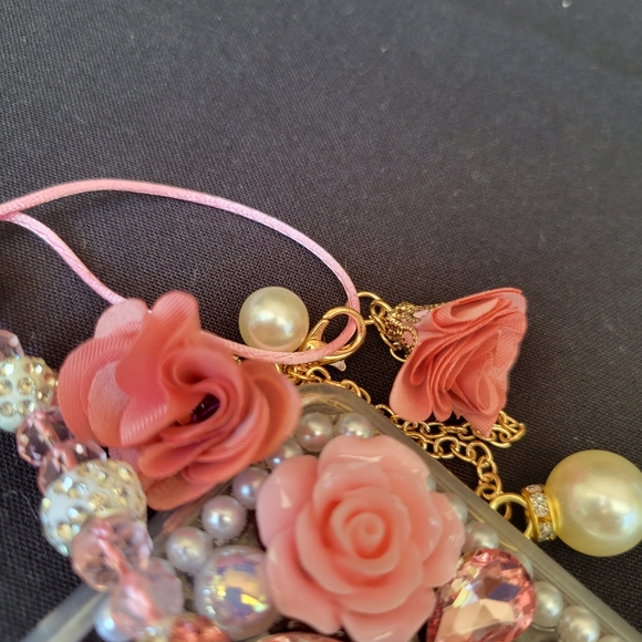 Samsung Galaxy S21 Bling Phone Case With Lanyard. - Picture 7 of 7